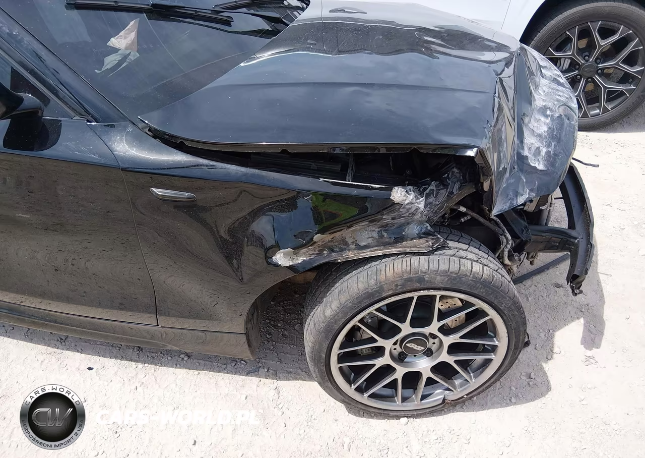 2011 BMW 135I VIN:WBAUC9C54BVM10257 - 12