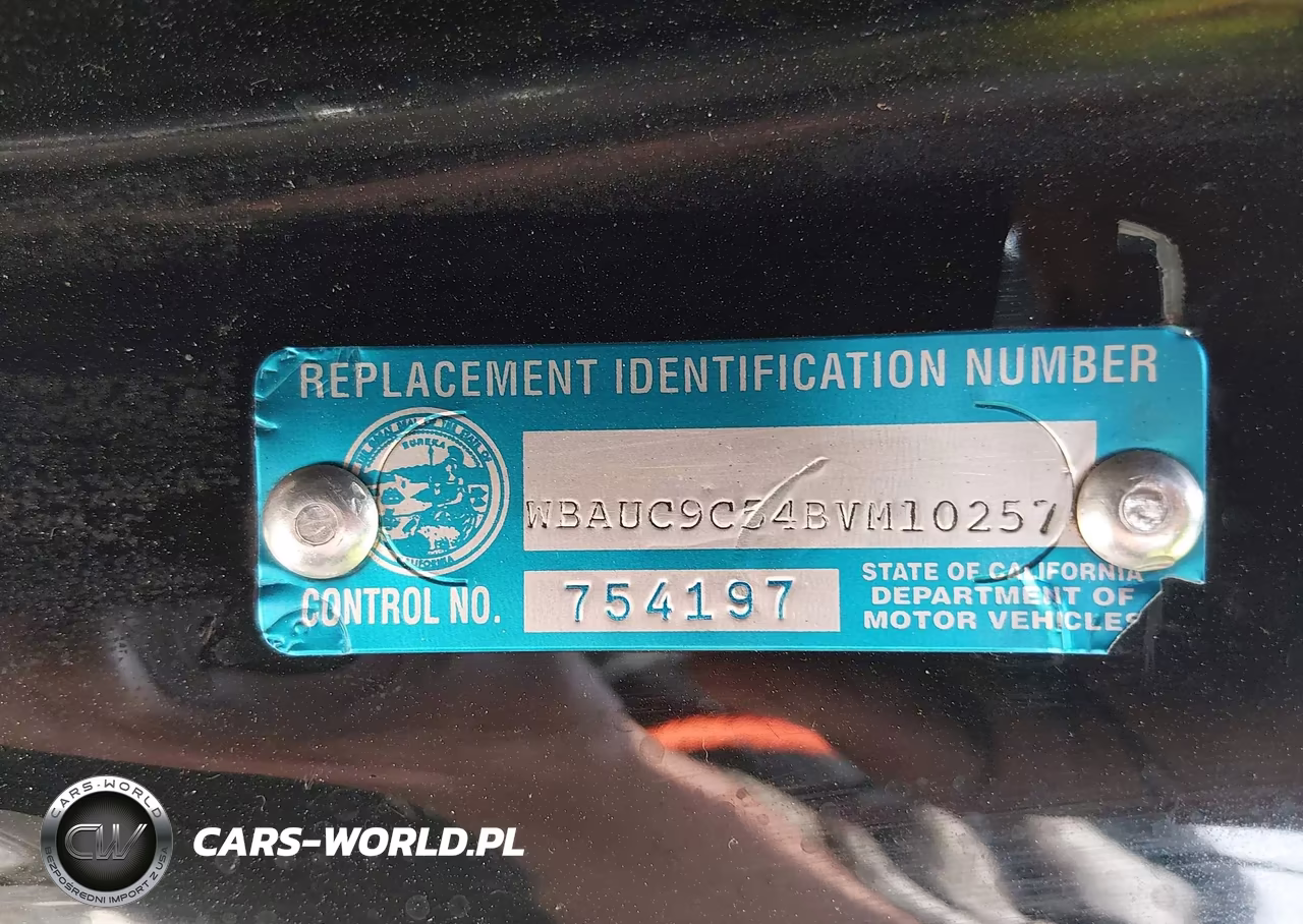 2011 BMW 135I VIN:WBAUC9C54BVM10257 - 9