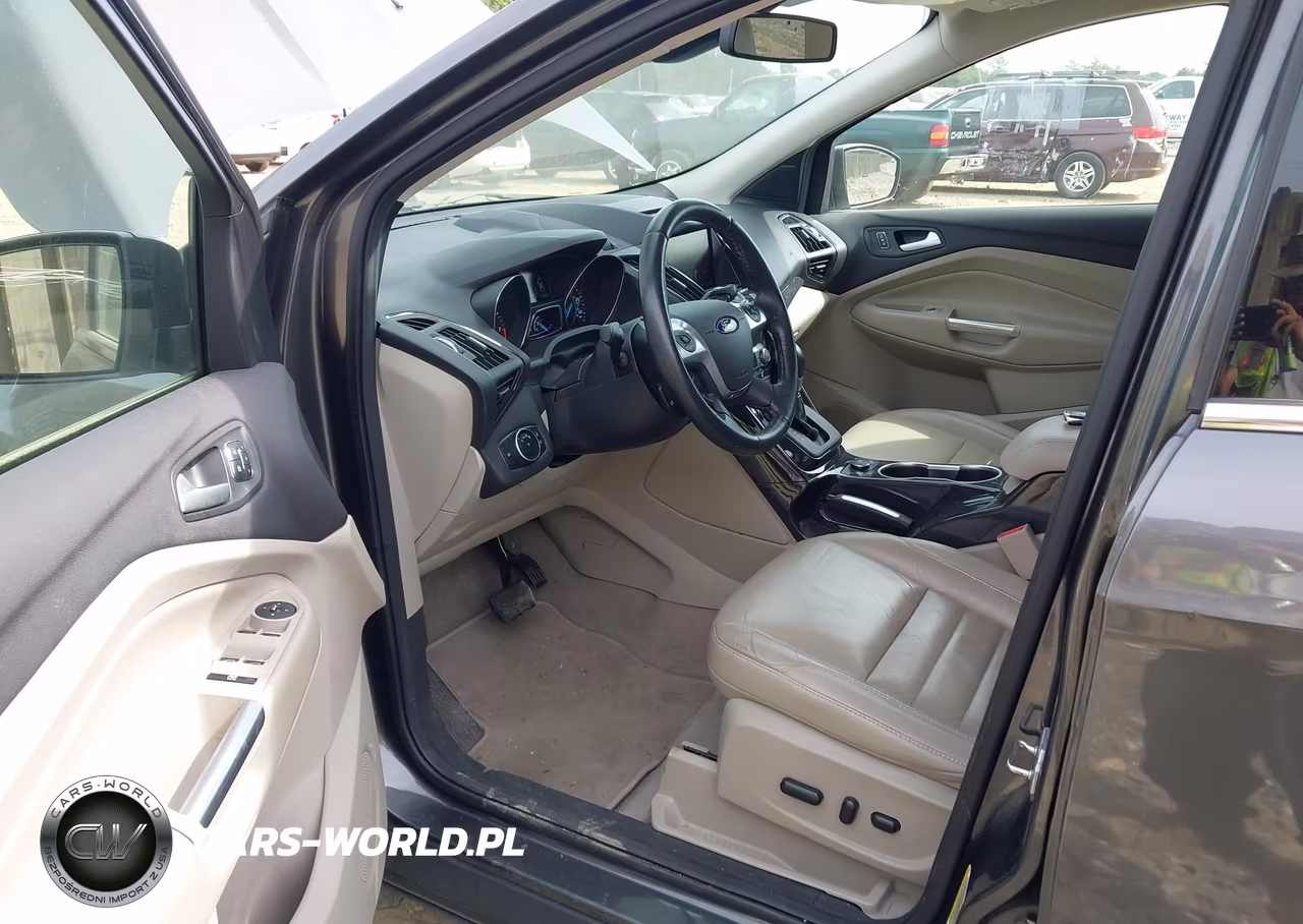 2015 Ford Escape Titanium VIN:1FMCU0JXXFUB46092 - 5