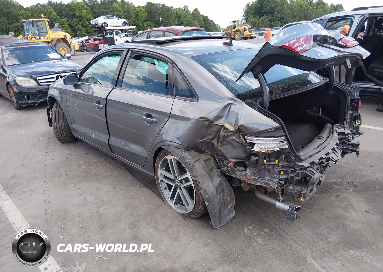 2020 Audi A3 Premium 40 Tfsi Front-Wheel Drive S Tronic VIN:WAUAUGFF2LA105311 - 3
