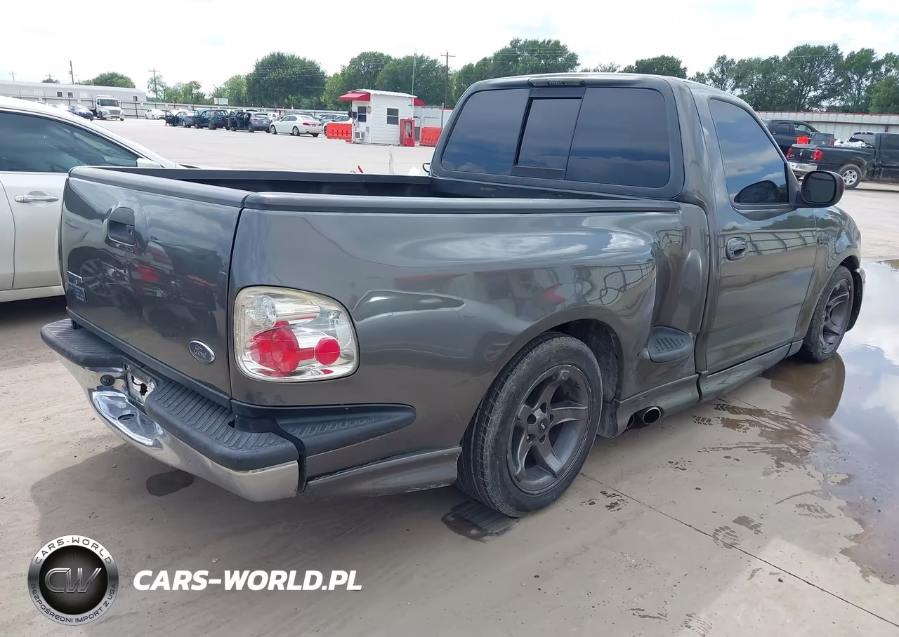 1999 Ford F-150 Svt Lightning VIN:2FTZF0735XCB05626 - 4