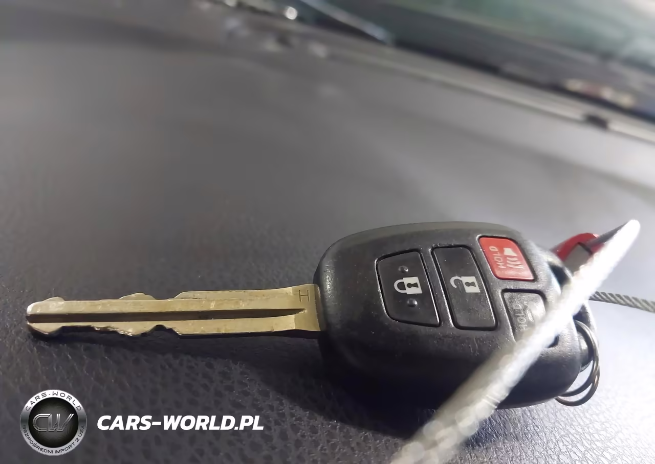 2016 Toyota Corolla Le Plus VIN:2T1BPRHE0GC598423 - 11