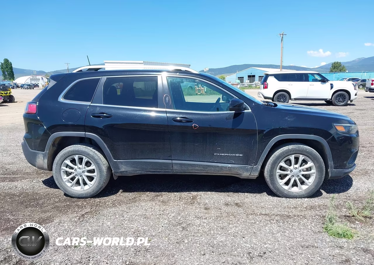2019 Jeep Cherokee Latitude 4X4 VIN:1C4PJMCB5KD444938 - 15