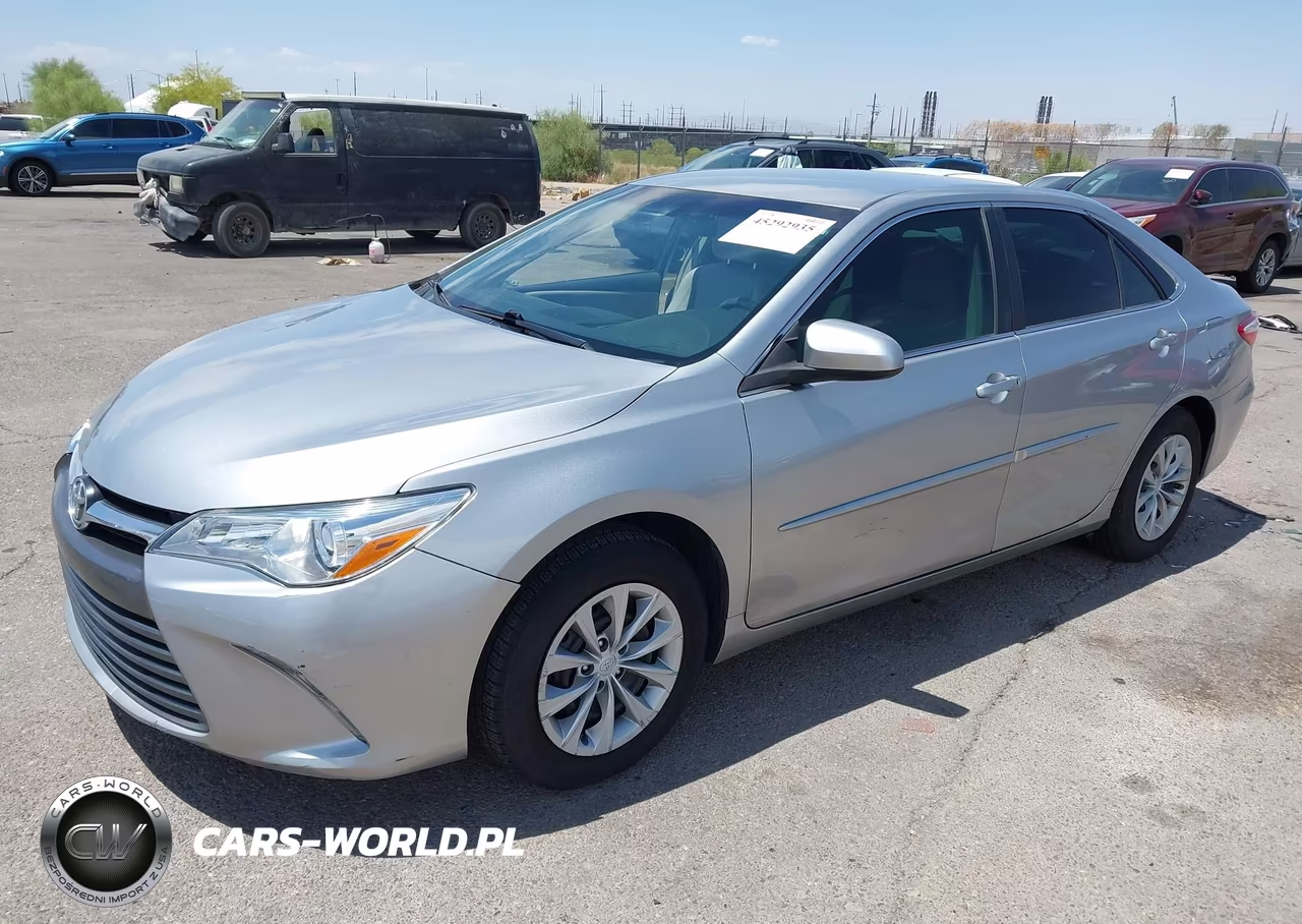2017 Toyota Camry Le VIN:4T1BF1FK5HU329704 - 2