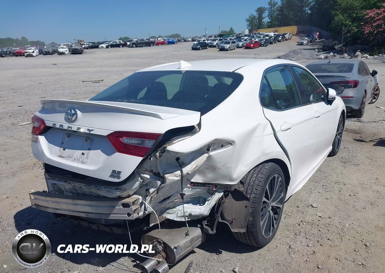 2020 Toyota Camry Se Awd VIN:4T1G11BKXLU014335 - 4