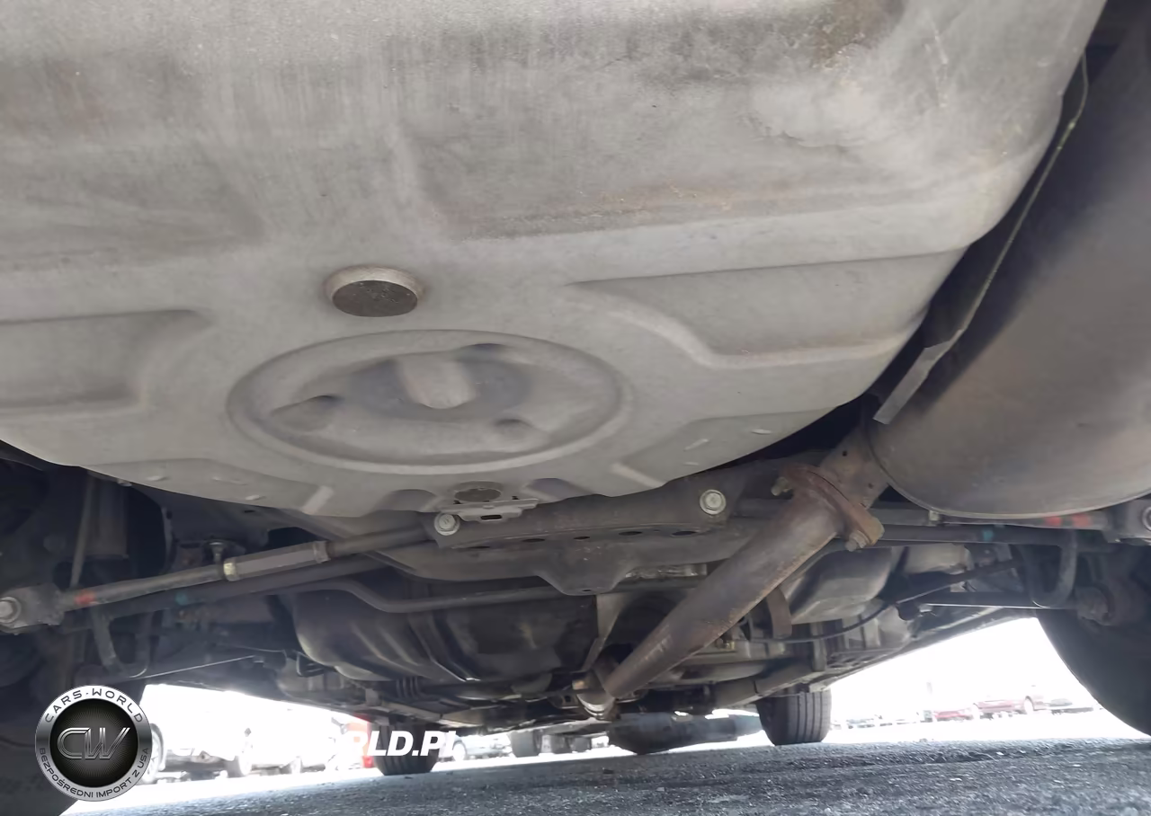 2002 Toyota Camry Le VIN:JTDBE32K320137513 - 16