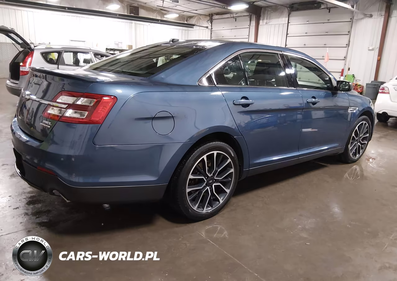 2018 Ford Taurus Sel VIN:1FAHP2E87JG105755 - 4