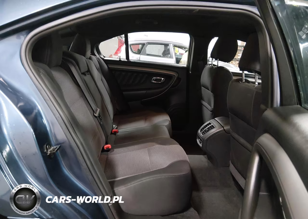 2018 Ford Taurus Sel VIN:1FAHP2E87JG105755 - 8