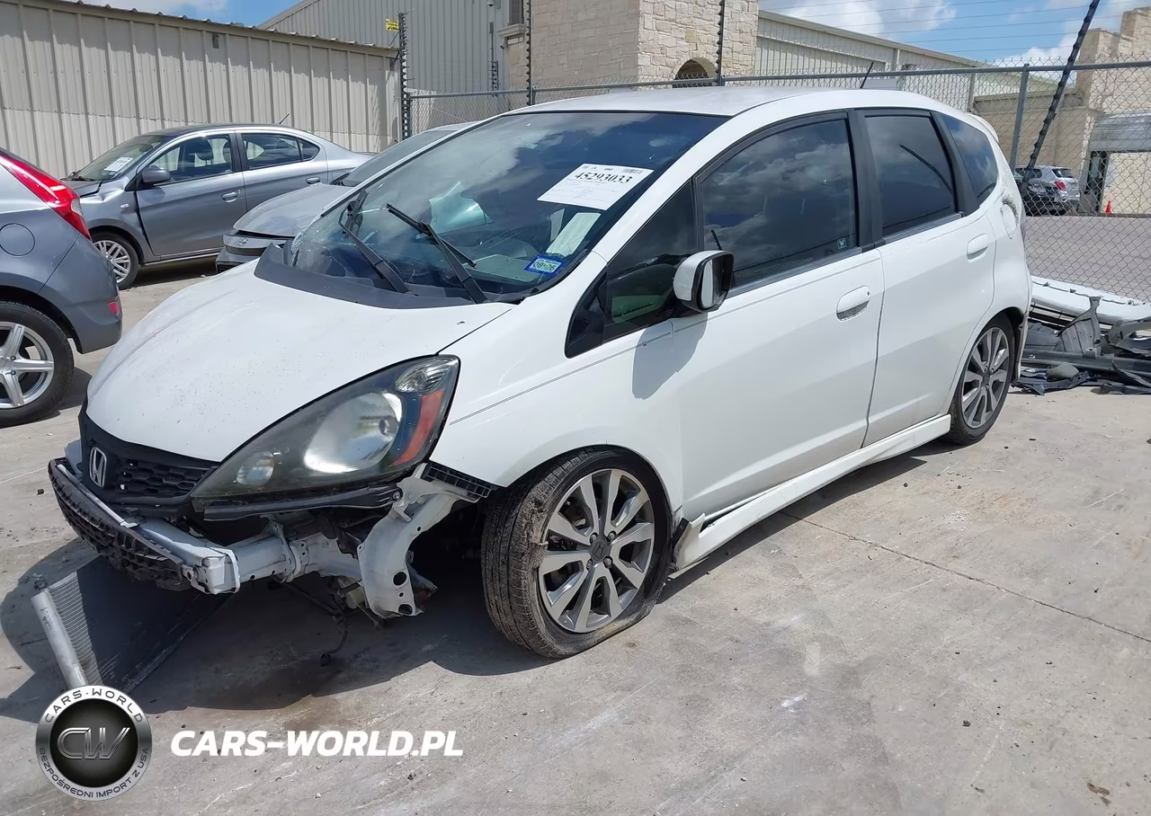2013 Honda Fit Sport VIN:JHMGE8G51DC039022 - 2