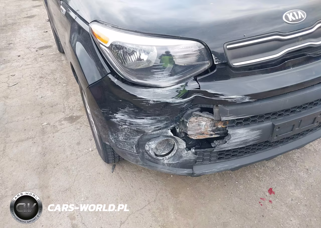 2018 Kia Soul VIN:KNDJN2A23J7533888 - 6