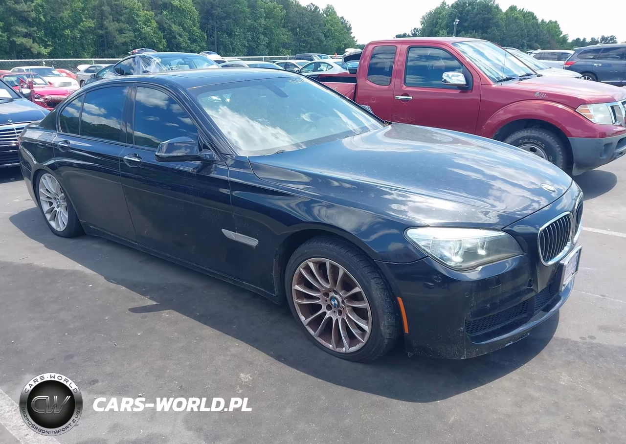 2015 BMW 740I