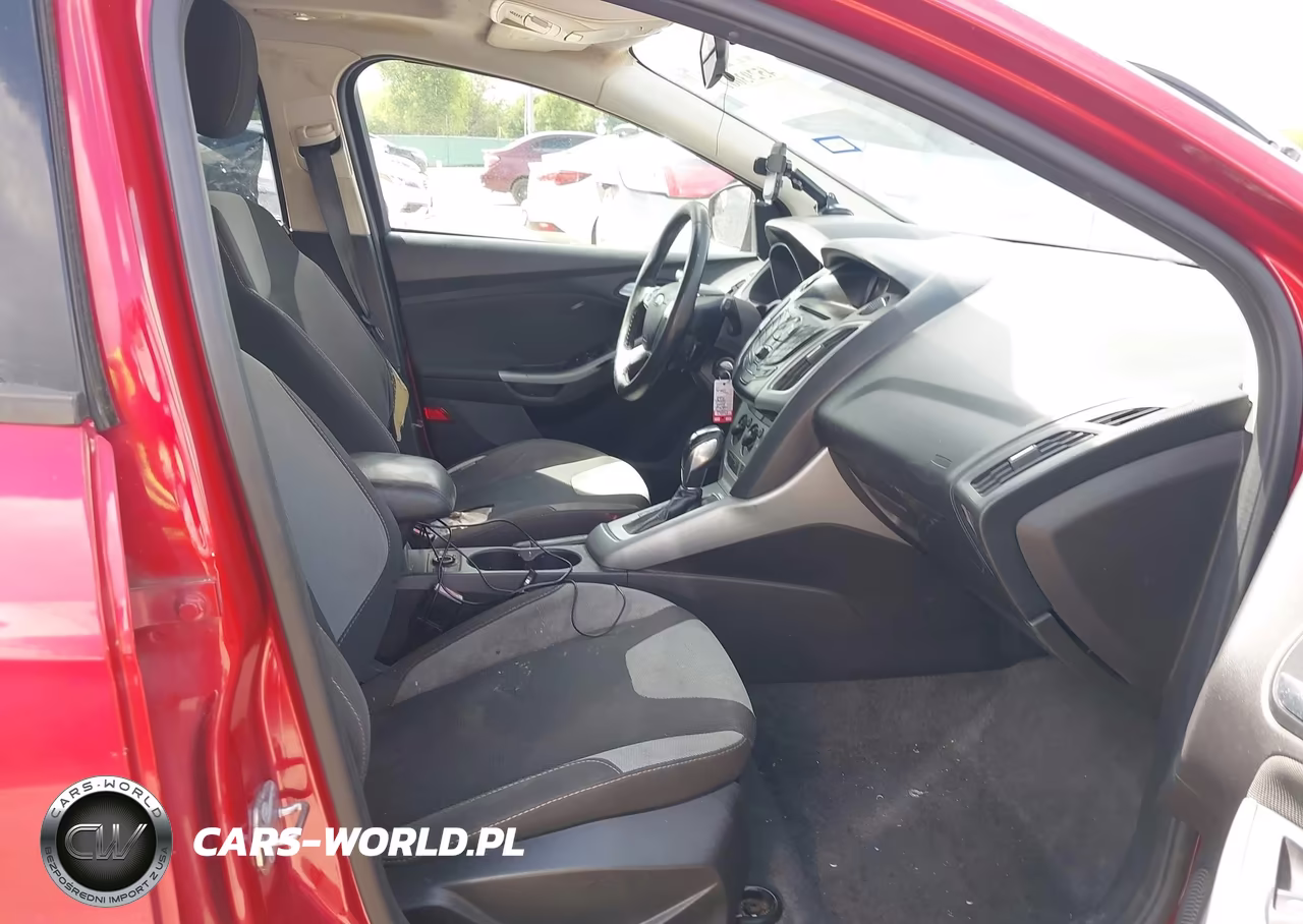 2012 Ford Focus Se VIN:1FAHP3K21CL229181 - 5