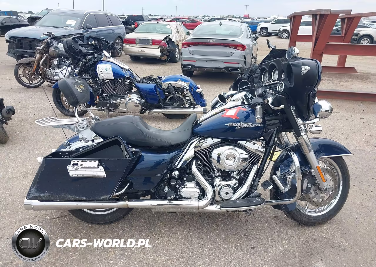 2012 Harley-Davidson Flhx Street Glide VIN:1HD1KBM16CB649175 - 11