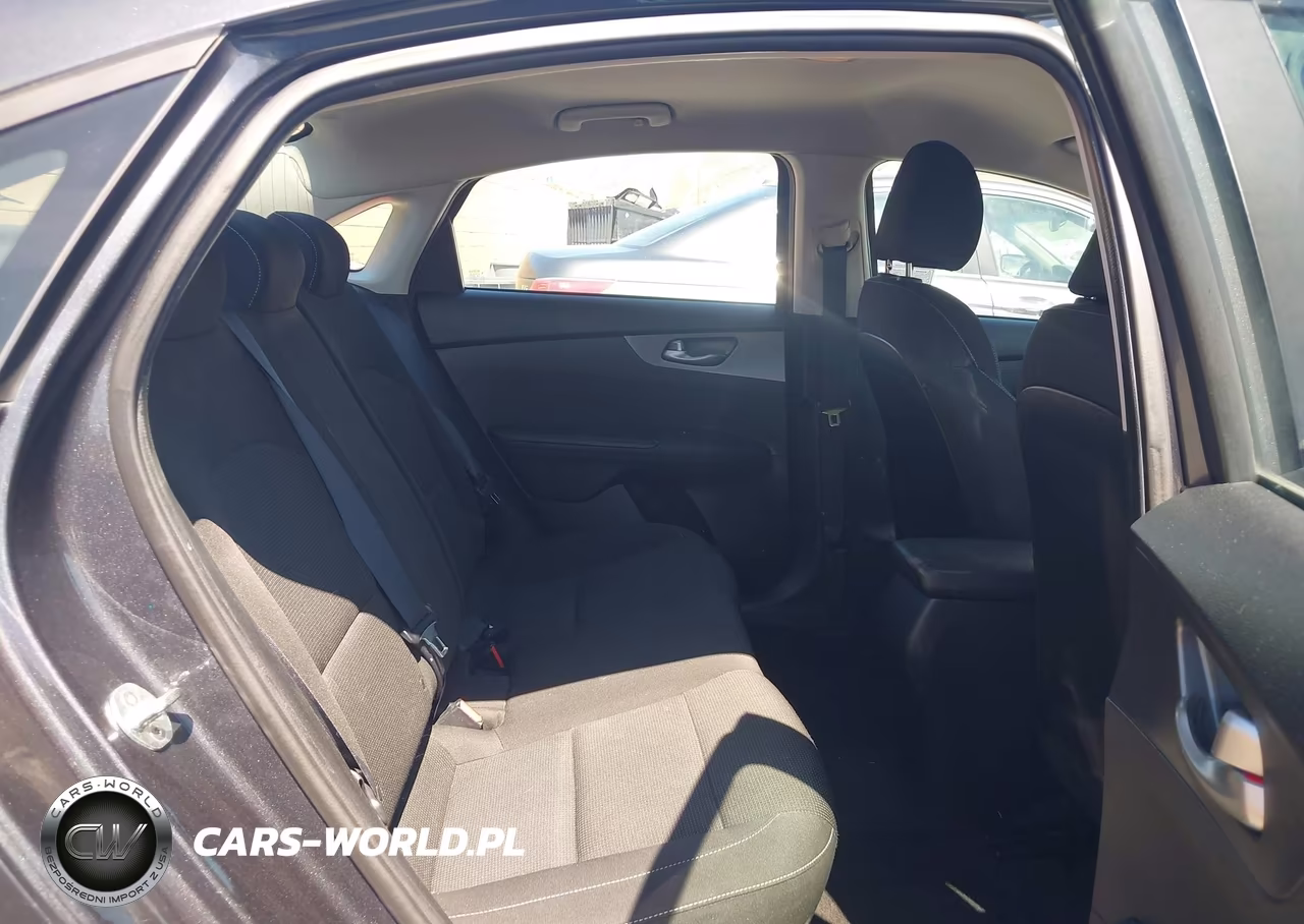 2020 Kia Forte Lxs VIN:3KPF24AD4LE249099 - 8