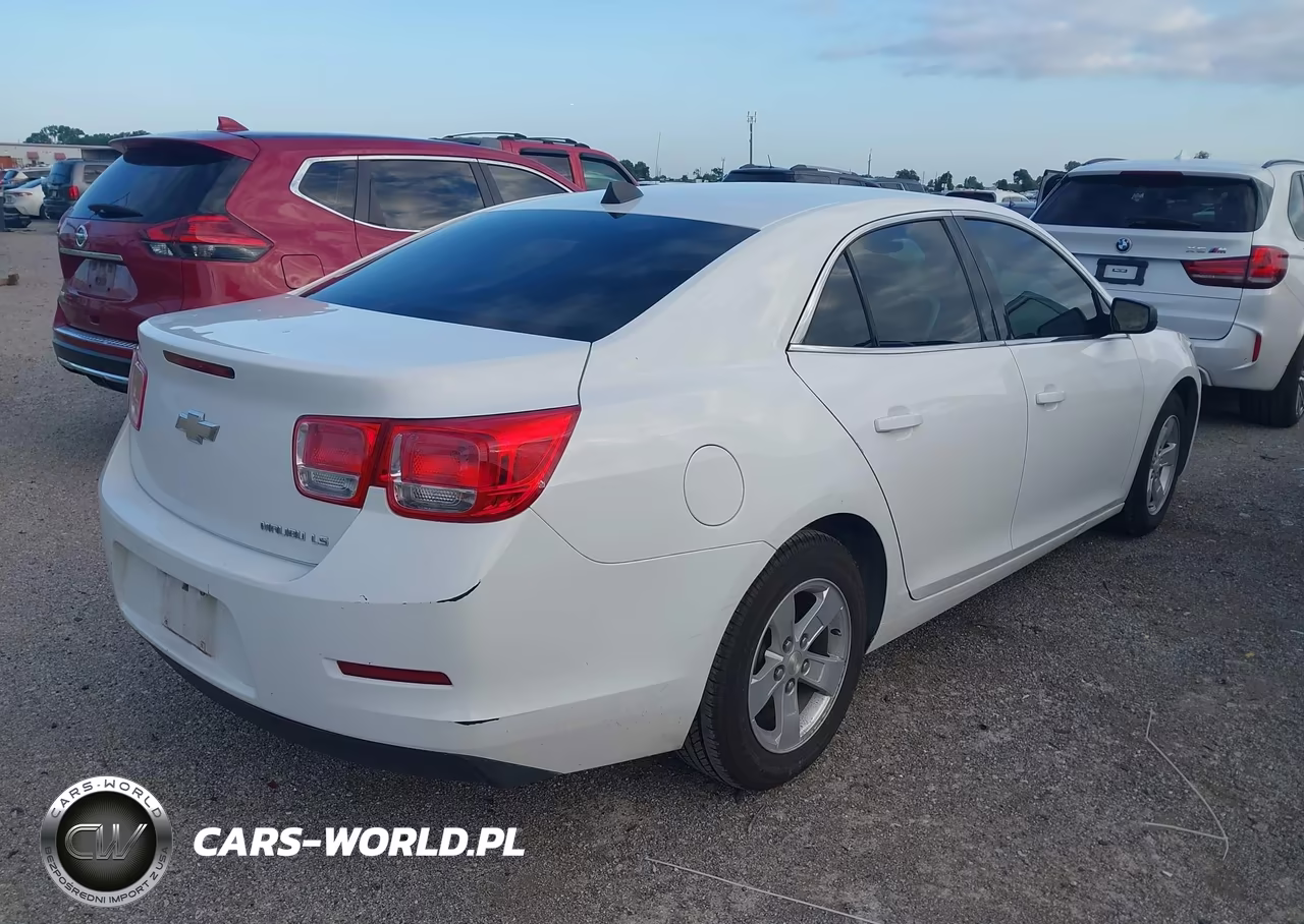 2014 Chevrolet Malibu 1Ls VIN:1G11B5SL4EF104961 - 4