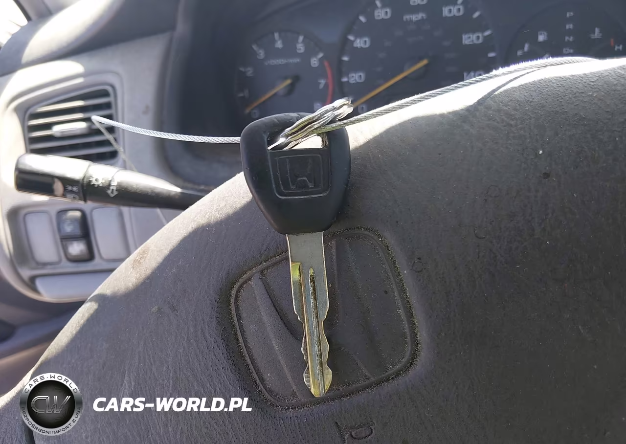 2002 Honda Accord 3.0 Lx VIN:1HGCG164X2A011689 - 11