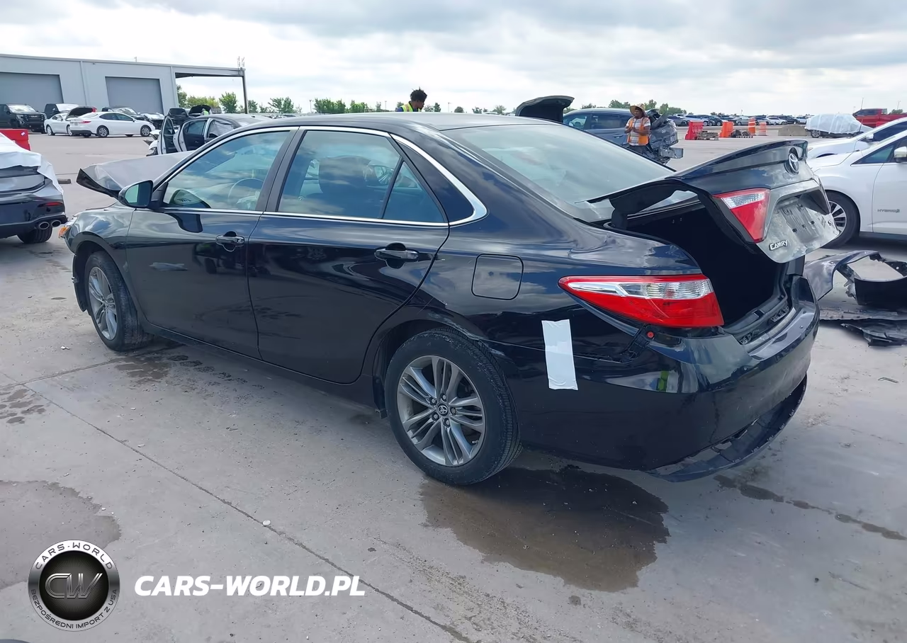 2017 Toyota Camry Se VIN:4T1BF1FK2HU438914 - 3