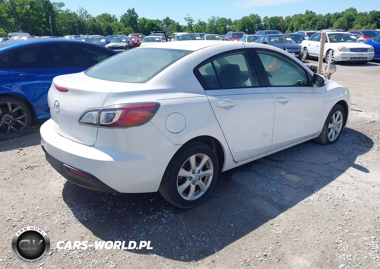 2010 Mazda Mazda3 I Touring VIN:JM1BL1SF7A1329863 - 4