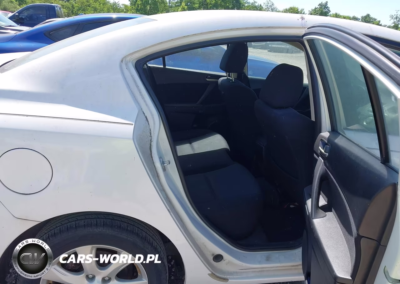 2010 Mazda Mazda3 I Touring VIN:JM1BL1SF7A1329863 - 8