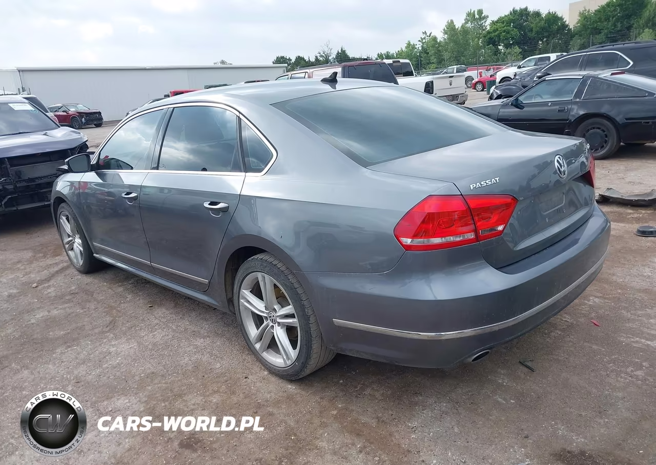 2015 Volkswagen Passat 2.0L Tdi Sel Premium VIN:1VWCV7A34FC080634 - 3