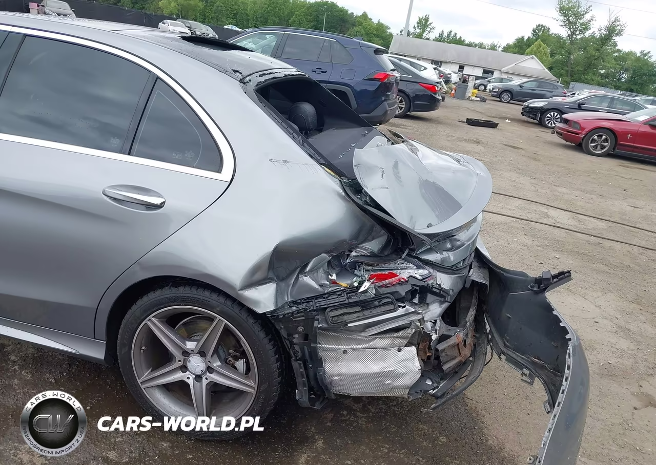 2016 Mercedes-Benz C 300 Sport 4Matic VIN:55SWF4KB6GU165723 - 6