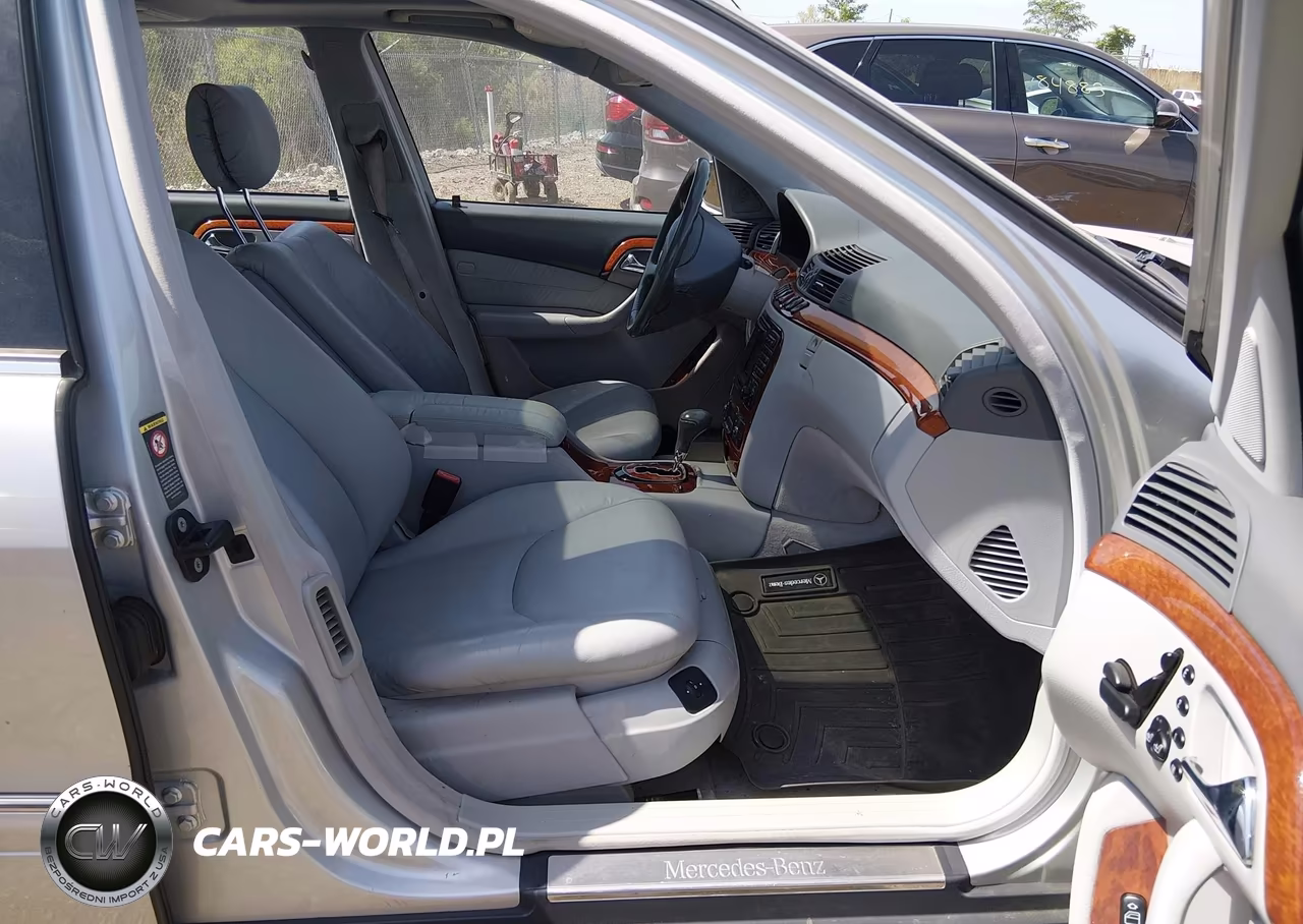 2001 Mercedes-Benz S 430 VIN:WDBNG70JX1A152445 - 5
