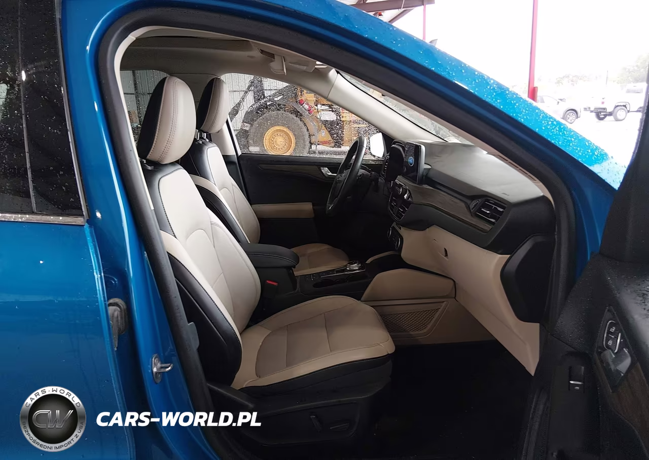 2020 Ford Escape Titanium VIN:1FMCU9J9XLUC30317 - 5