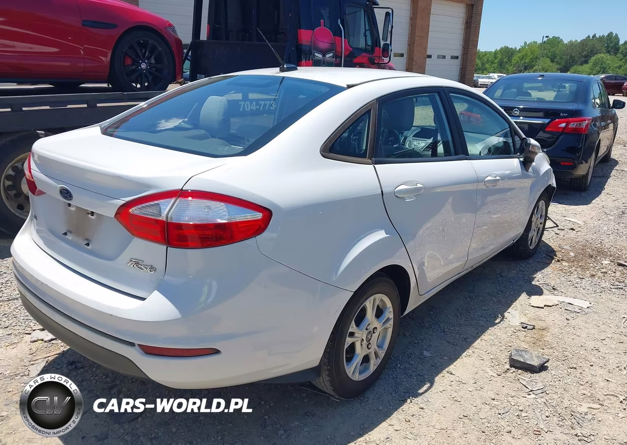 2016 Ford Fiesta Se VIN:3FADP4BJ0GM178594 - 4