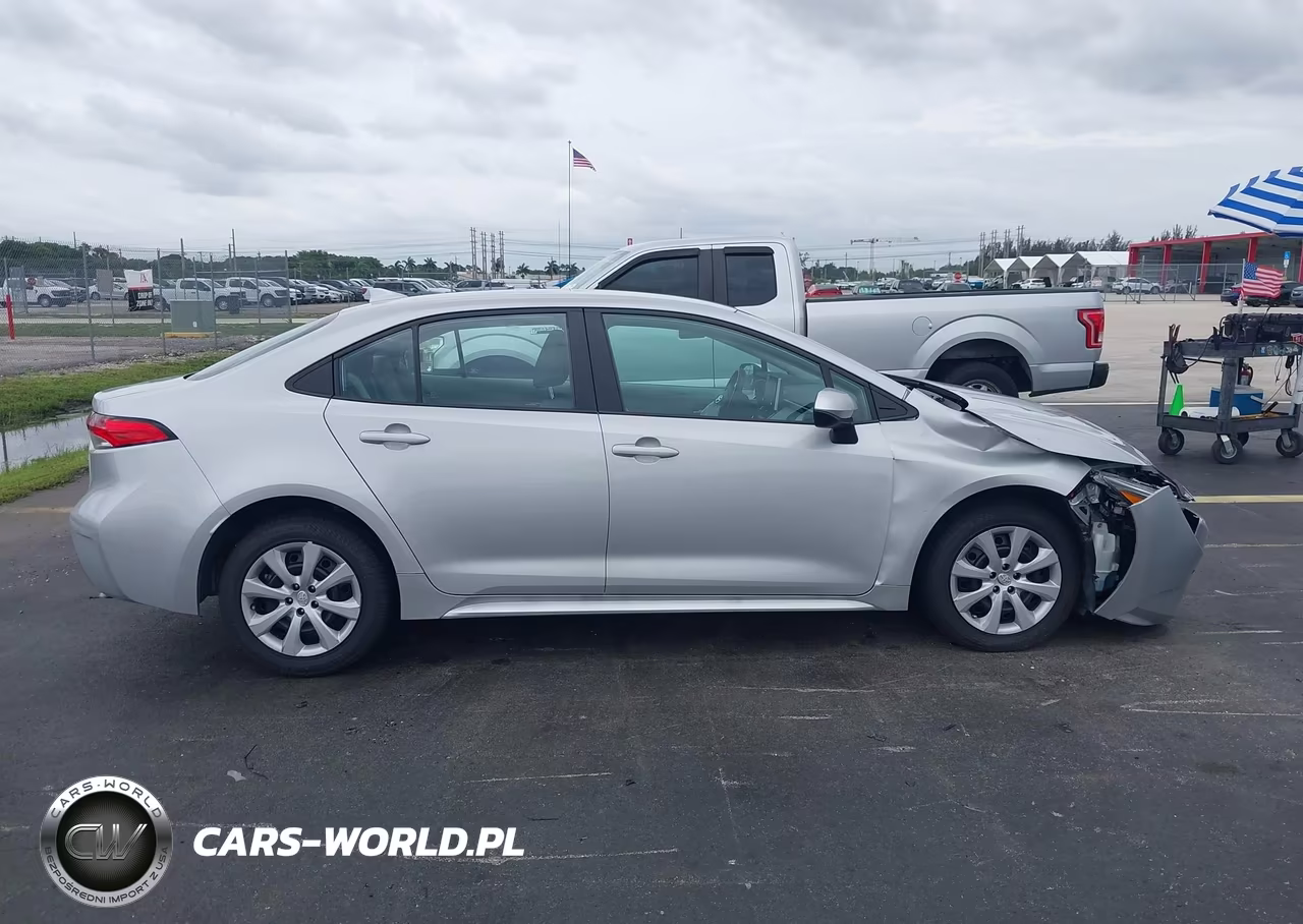 2021 Toyota Corolla Le VIN:5YFEPMAE3MP209165 - 13