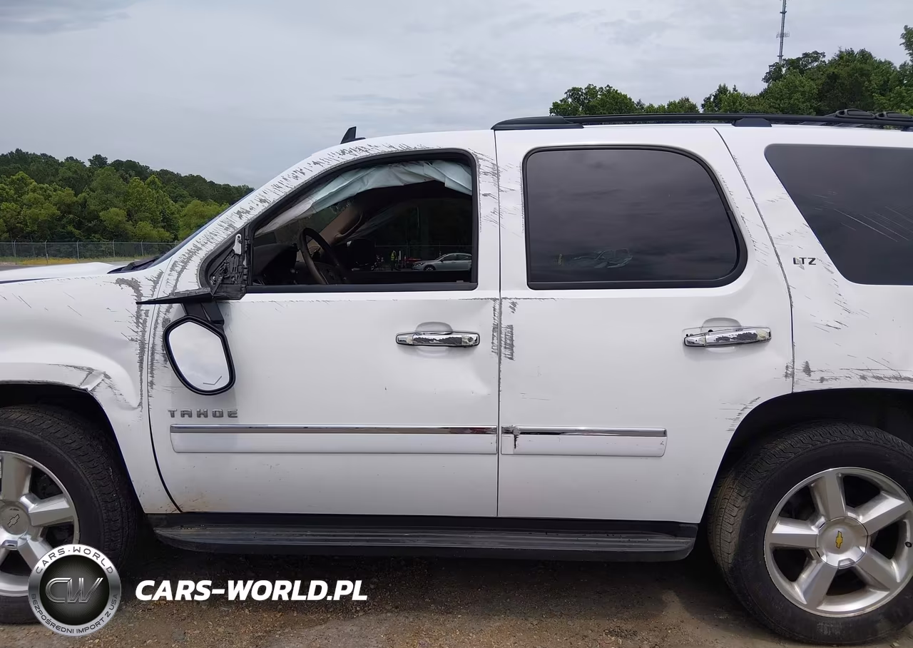 2010 Chevrolet Tahoe Ltz VIN:1GNUCCE08AR184143 - 15