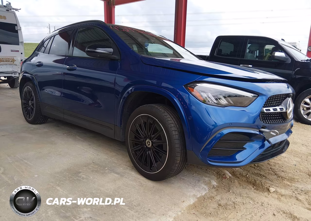 2025 Mercedes-Benz Gla 250 4Matic – zdjęcie 1 z 16