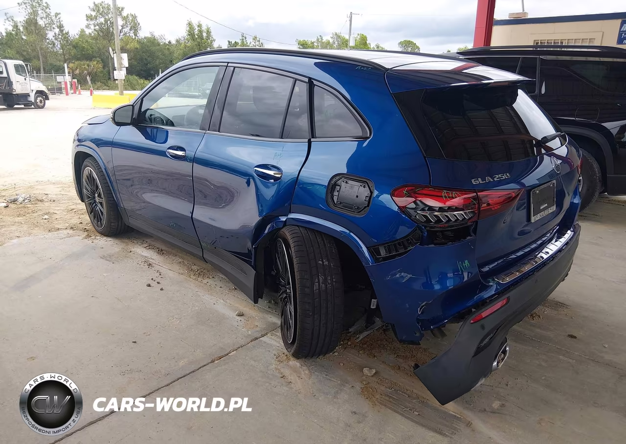2025 Mercedes-Benz Gla 250 4Matic VIN:W1N4N4GB4SJ718058 - 3
