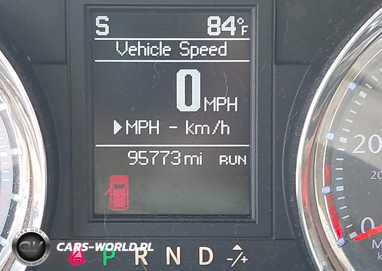 2015 Chrysler Town & Country Touring-L VIN:2C4RC1CG0FR645646 - 15