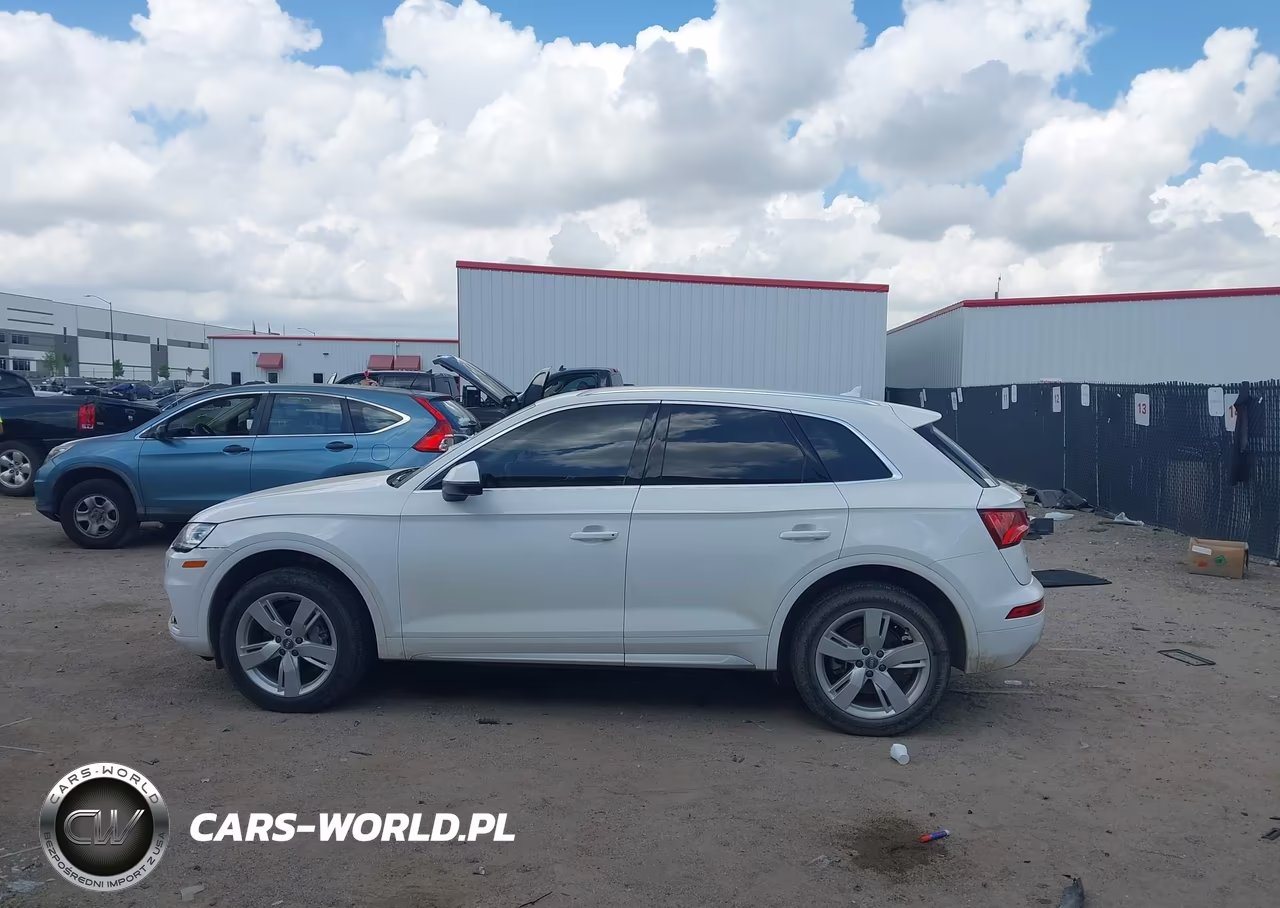 2019 Audi Q5 45 Premium VIN:WA1ANAFY7K2050372 - 14