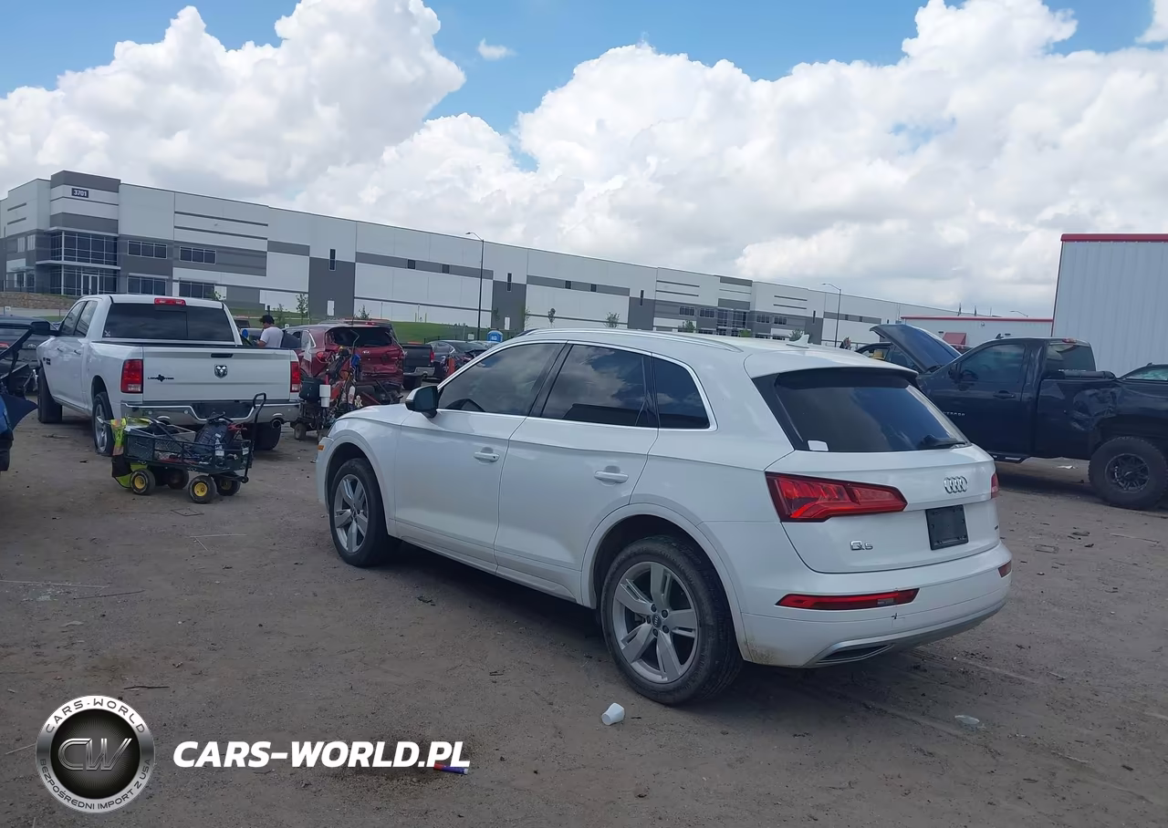 2019 Audi Q5 45 Premium VIN:WA1ANAFY7K2050372 - 3