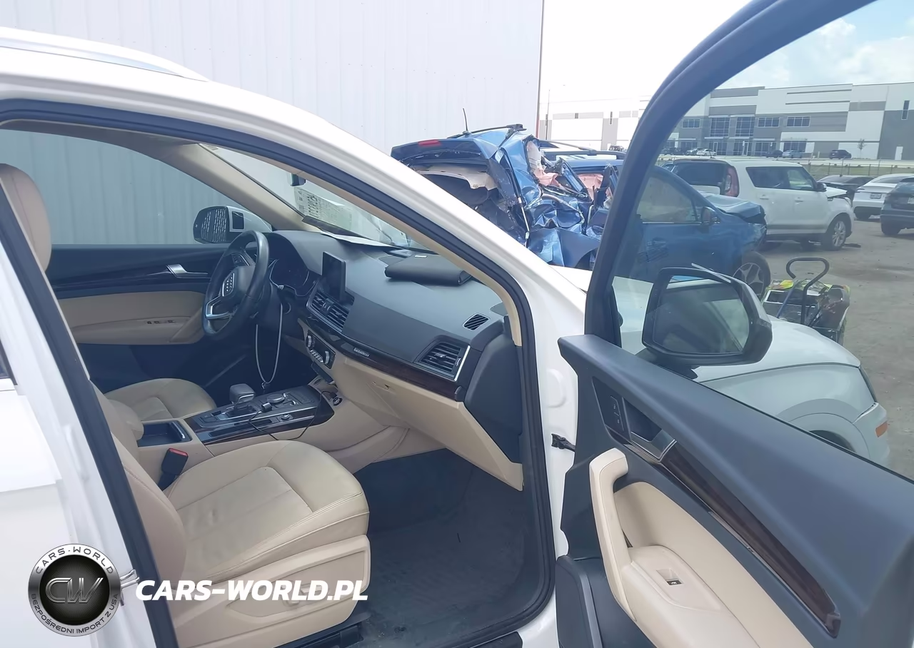 2019 Audi Q5 45 Premium VIN:WA1ANAFY7K2050372 - 5