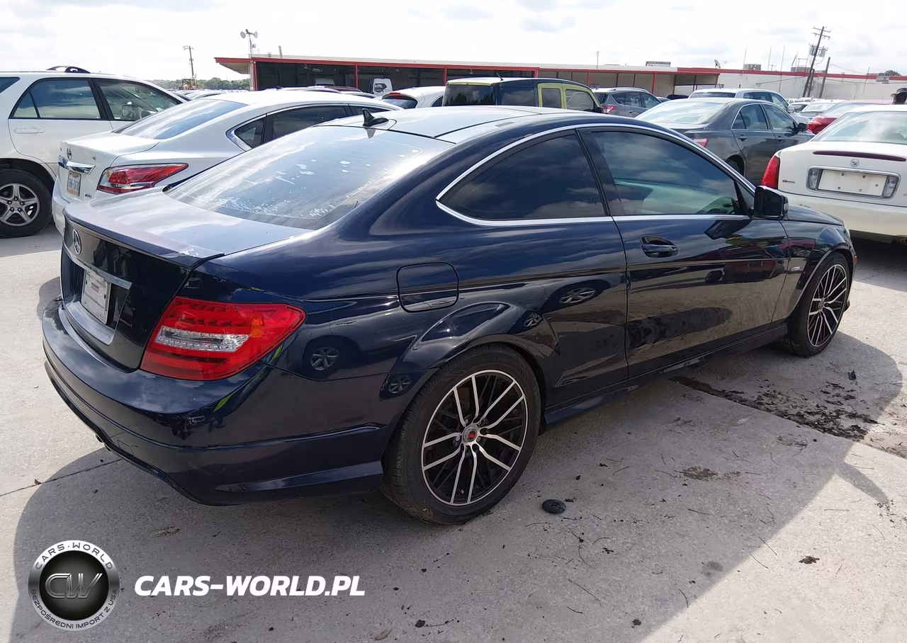2012 Mercedes-Benz C 250 VIN:WDDGJ4HB7CF884048 - 4