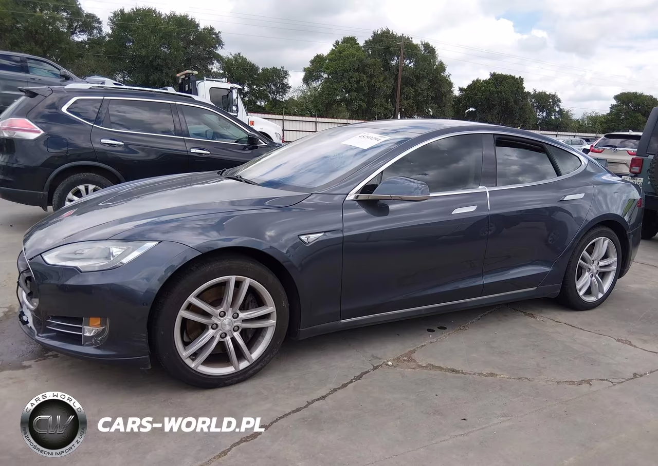 2014 Tesla Model S P85 VIN:5YJSA1H18EFP61599 - 14