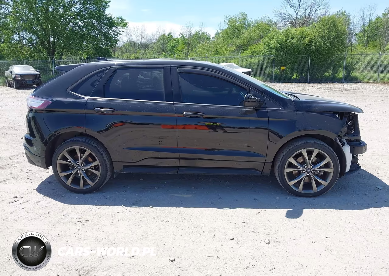 2016 Ford Edge Sport VIN:2FMPK4AP8GBB55735 - 14