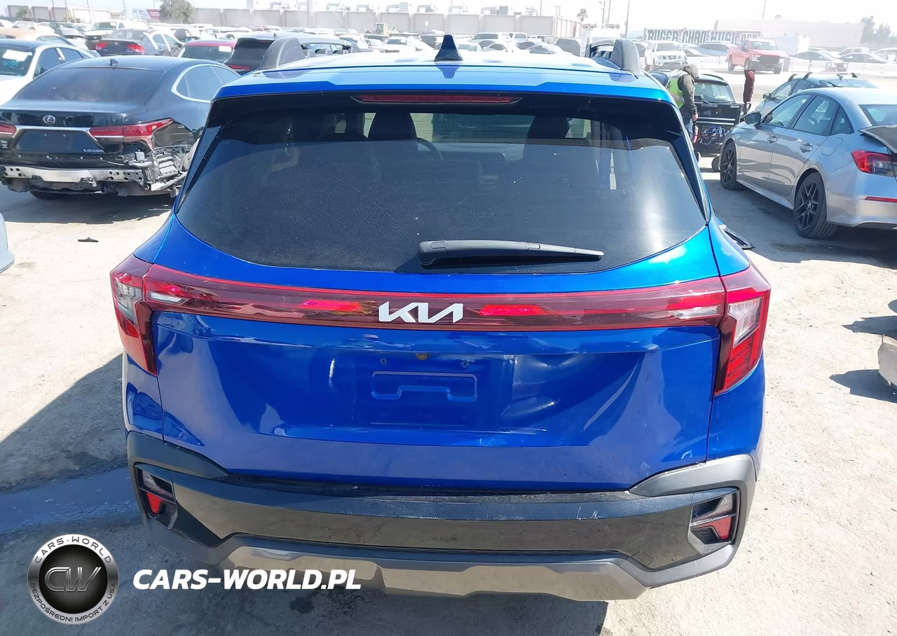 2024 Kia Seltos X-Line VIN:KNDEUCA74R7641714 - 17