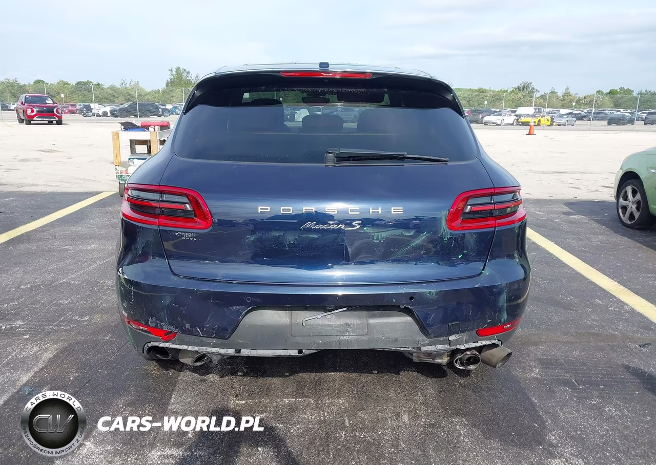 2018 Porsche Macan S VIN:WP1AB2A56JLB35079 - 16