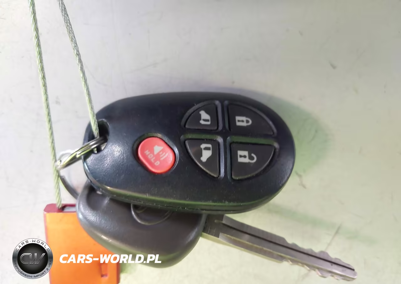 2017 Toyota Sienna Le 8 Passenger VIN:5TDKZ3DC6HS849725 - 11