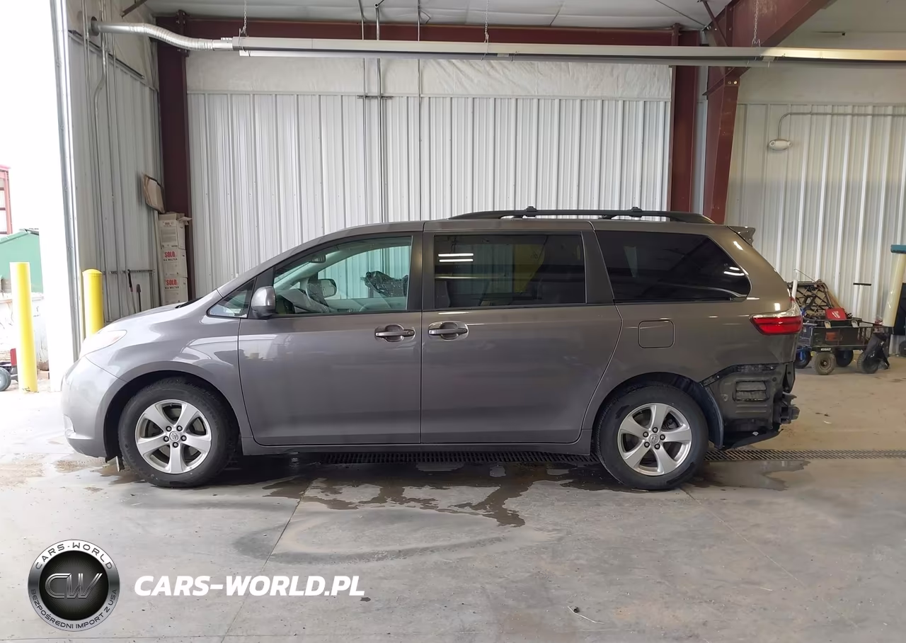 2017 Toyota Sienna Le 8 Passenger VIN:5TDKZ3DC6HS849725 - 15