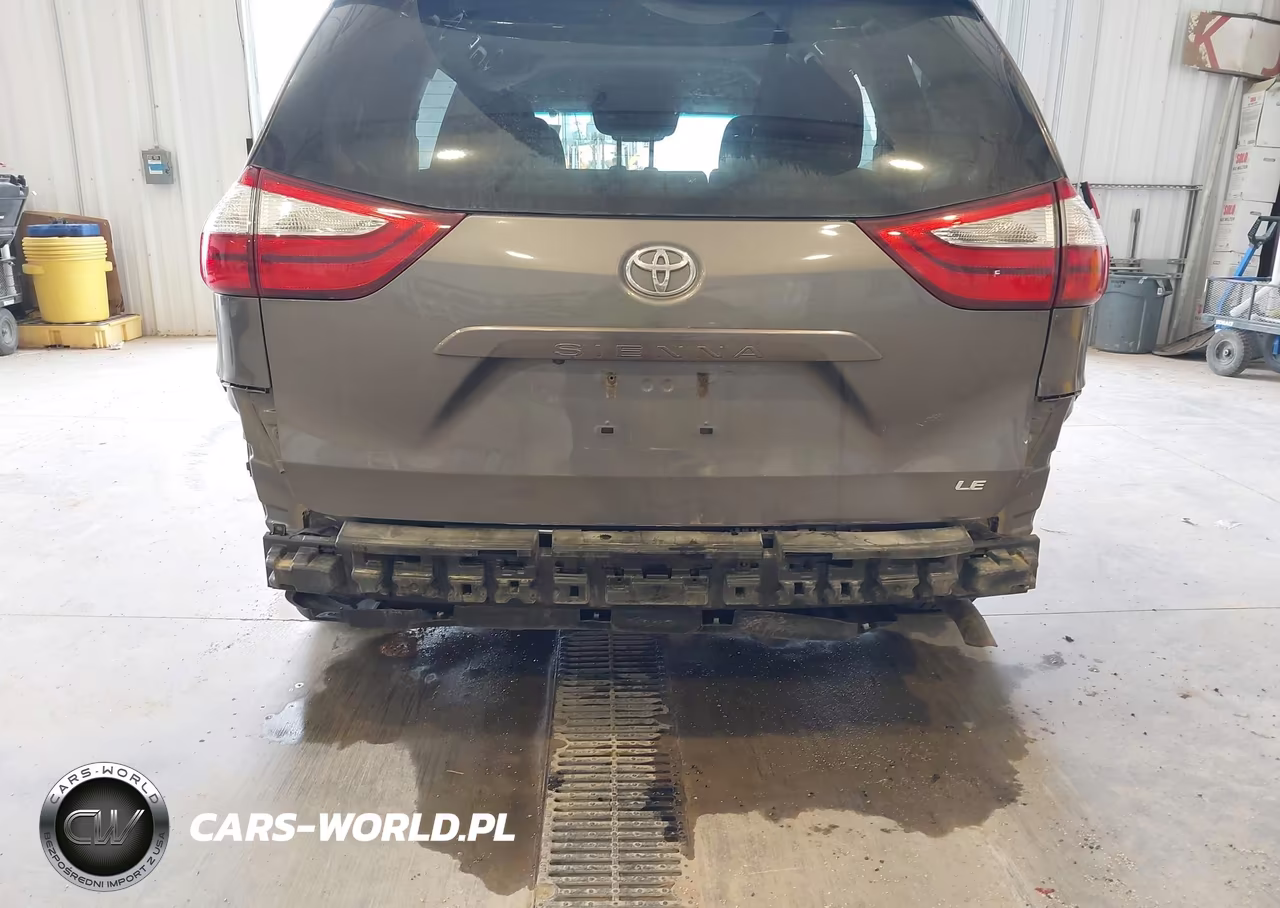 2017 Toyota Sienna Le 8 Passenger VIN:5TDKZ3DC6HS849725 - 6
