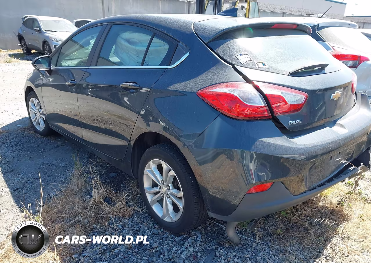 2019 Chevrolet Cruze Lt VIN:3G1BE6SM1KS558313 - 3