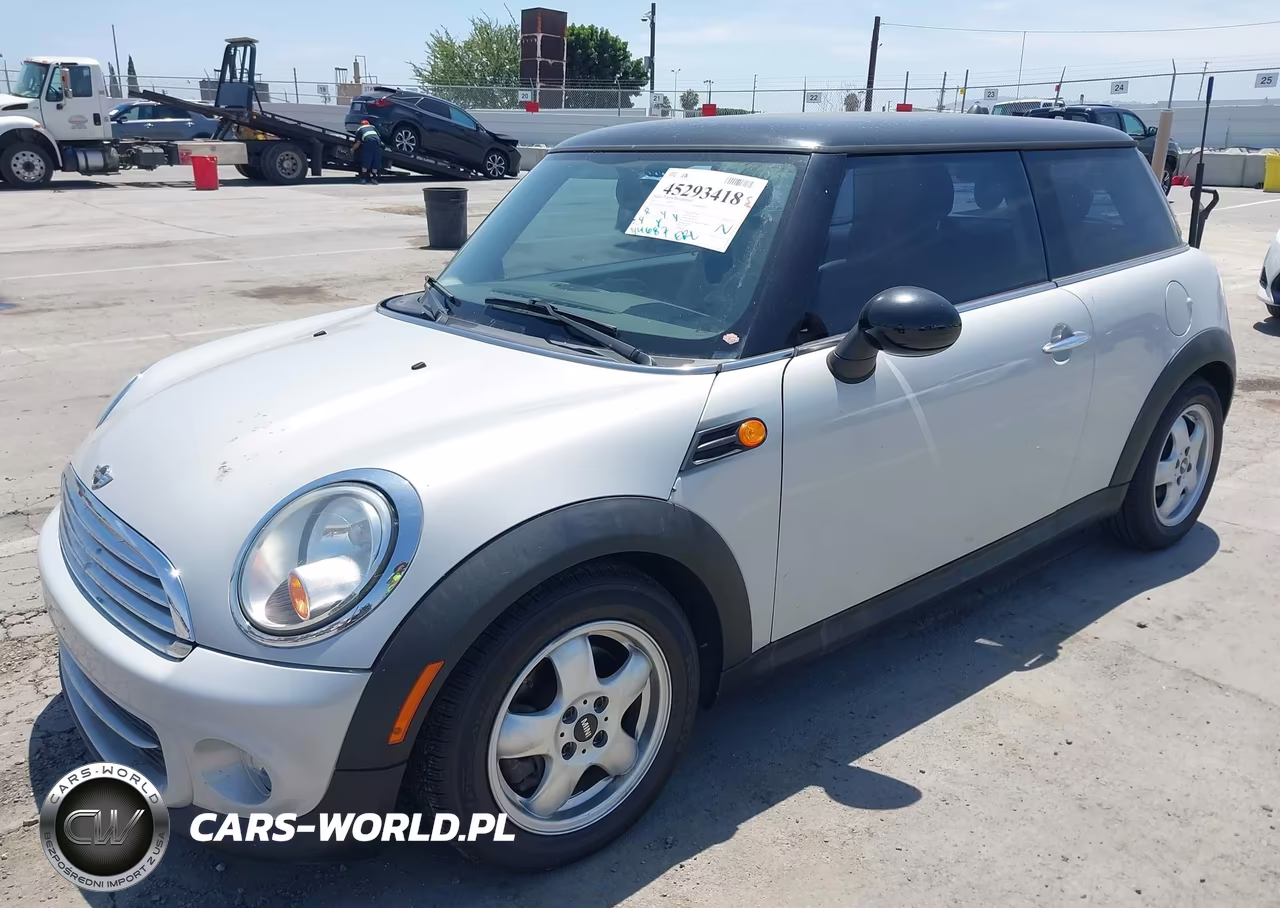 2011 Mini Cooper VIN:WMWSU3C57BT098190 - 2