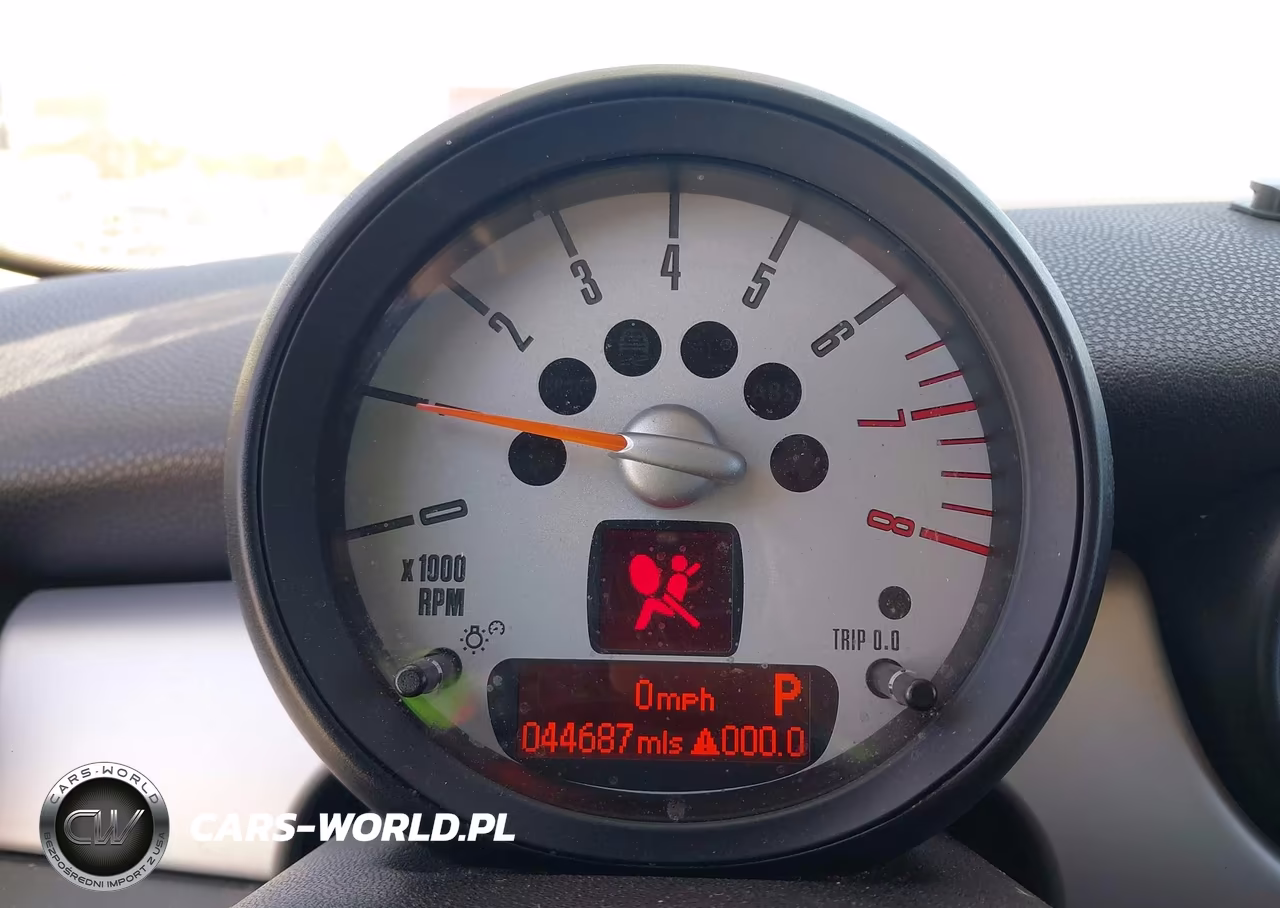 2011 Mini Cooper VIN:WMWSU3C57BT098190 - 7
