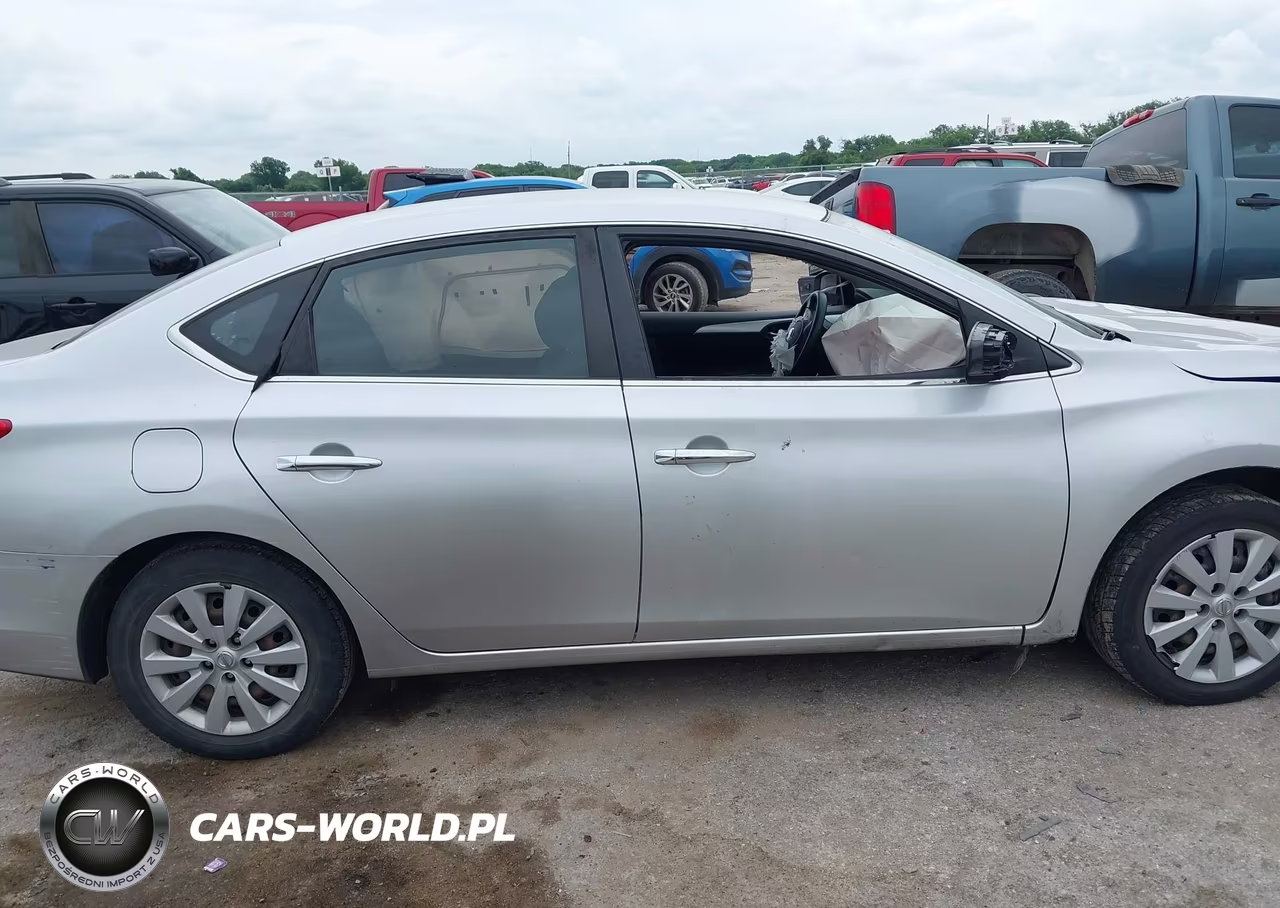 2018 Nissan Sentra S VIN:3N1AB7AP0JY255003 - 14