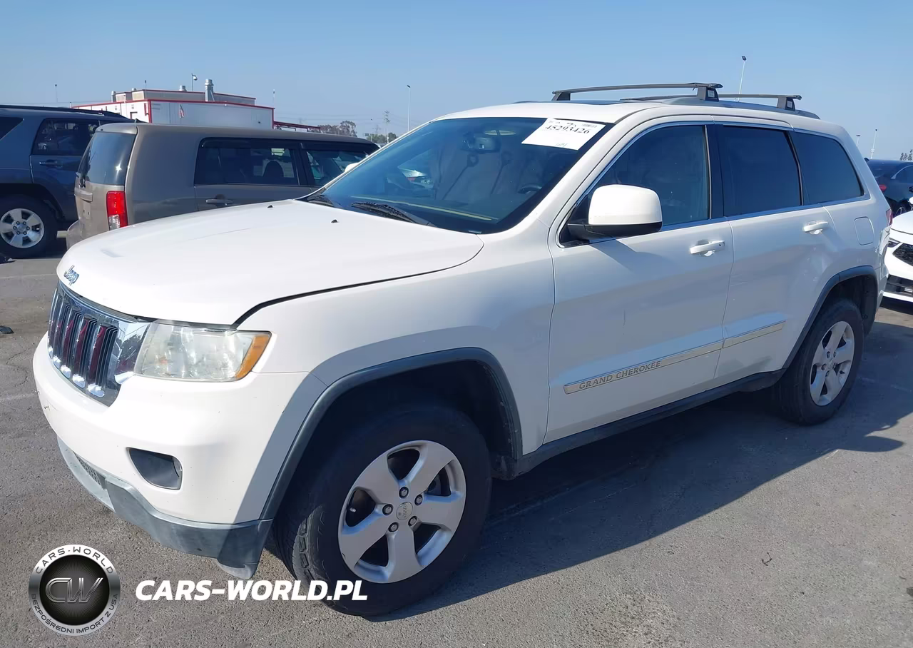 2011 Jeep Grand Cherokee Laredo VIN:1J4RS4GGXBC684689 - 2