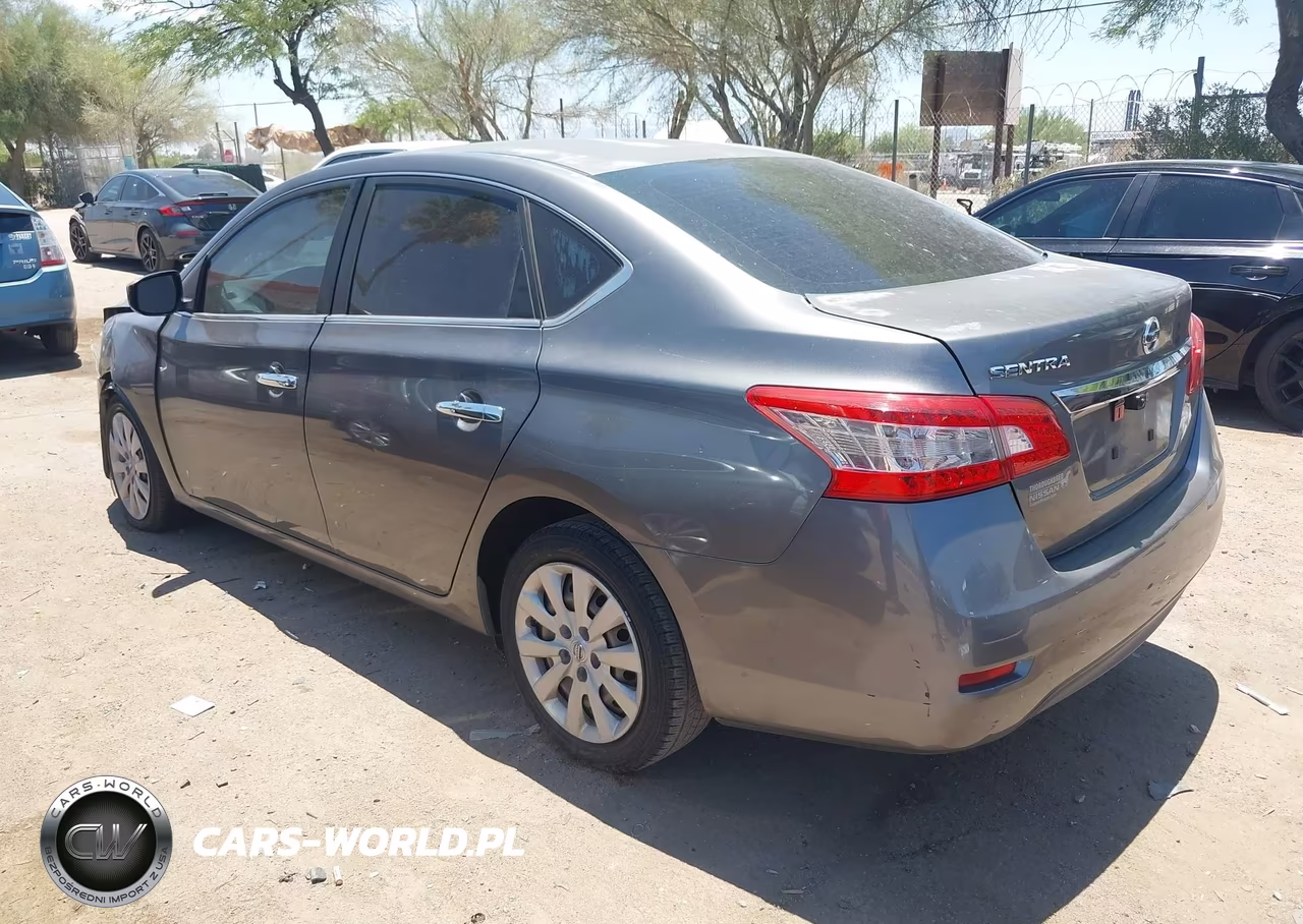 2015 Nissan Sentra S VIN:3N1AB7AP5FY353547 - 3